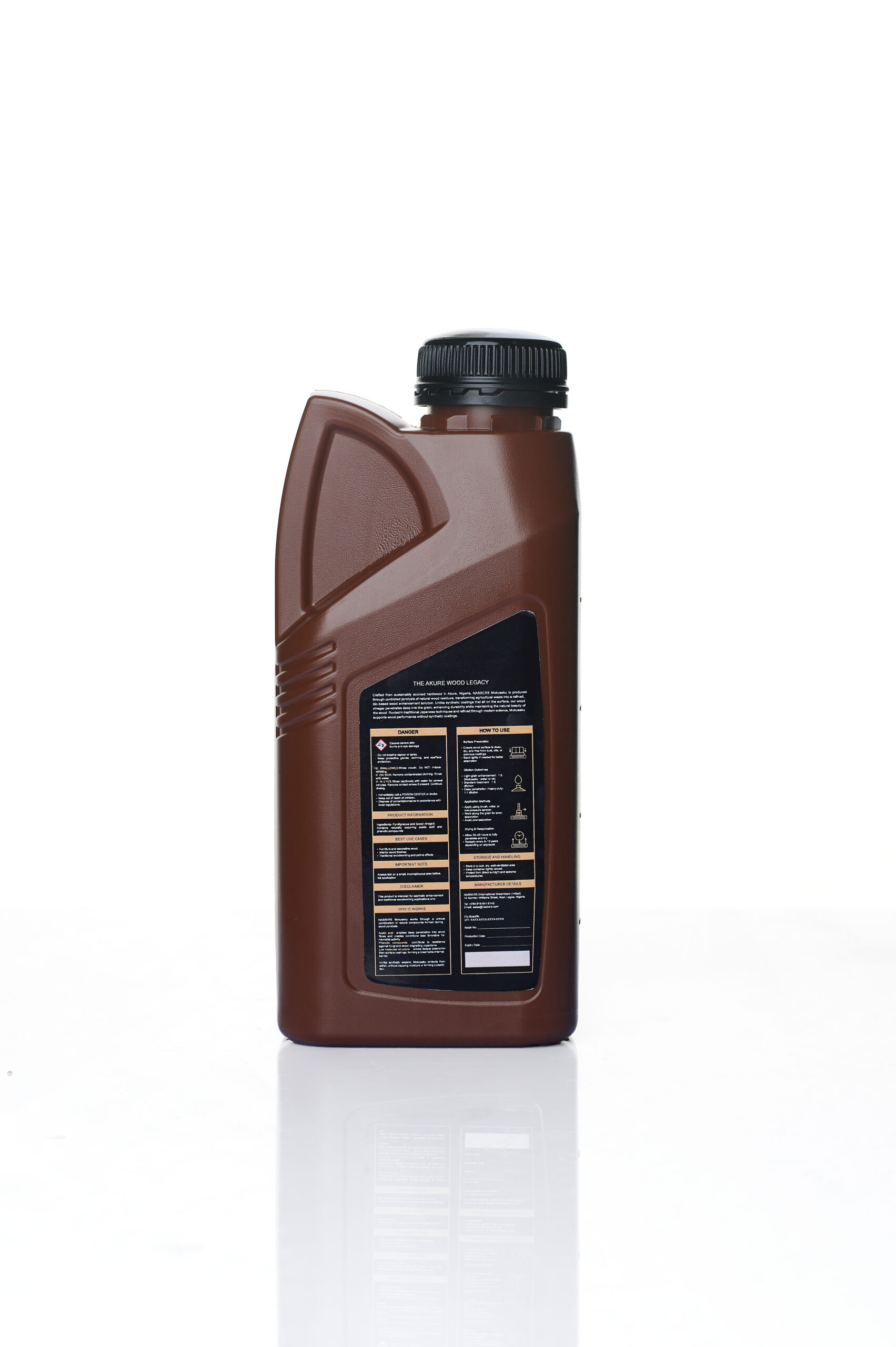 Mixing Mokusaku Wood Vinegar dilution